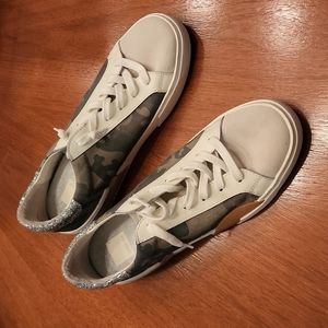 Dolce Vita kicks! SO FUN!! NWOT